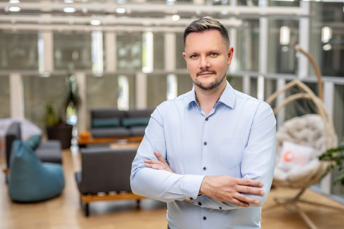 dr hab. Damian Guzek, prof. UŚ, fot. Łukasz Bera