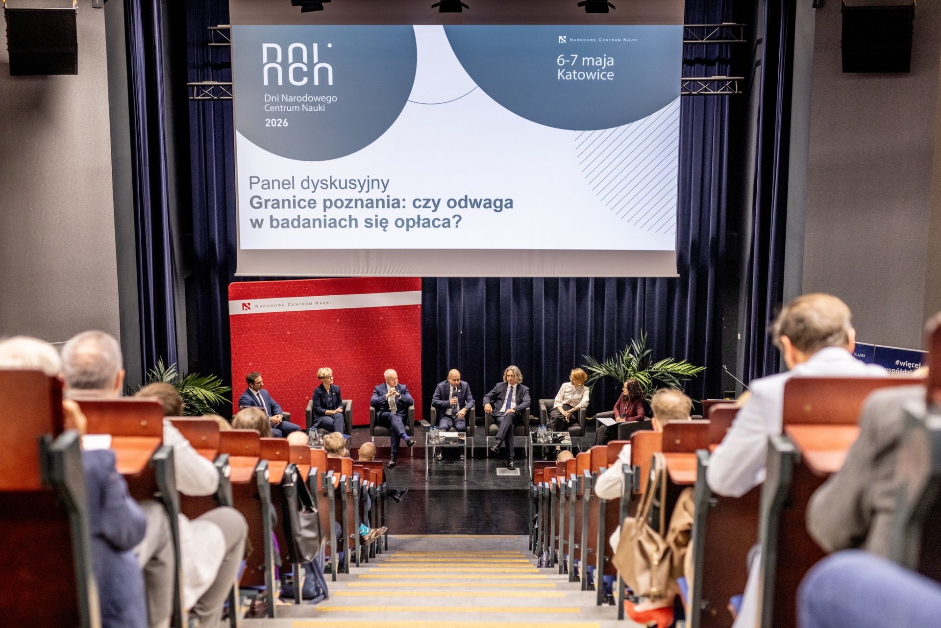 Granice poznania: czy odwaga w badaniach się opłaca? Panel dyskusyjny