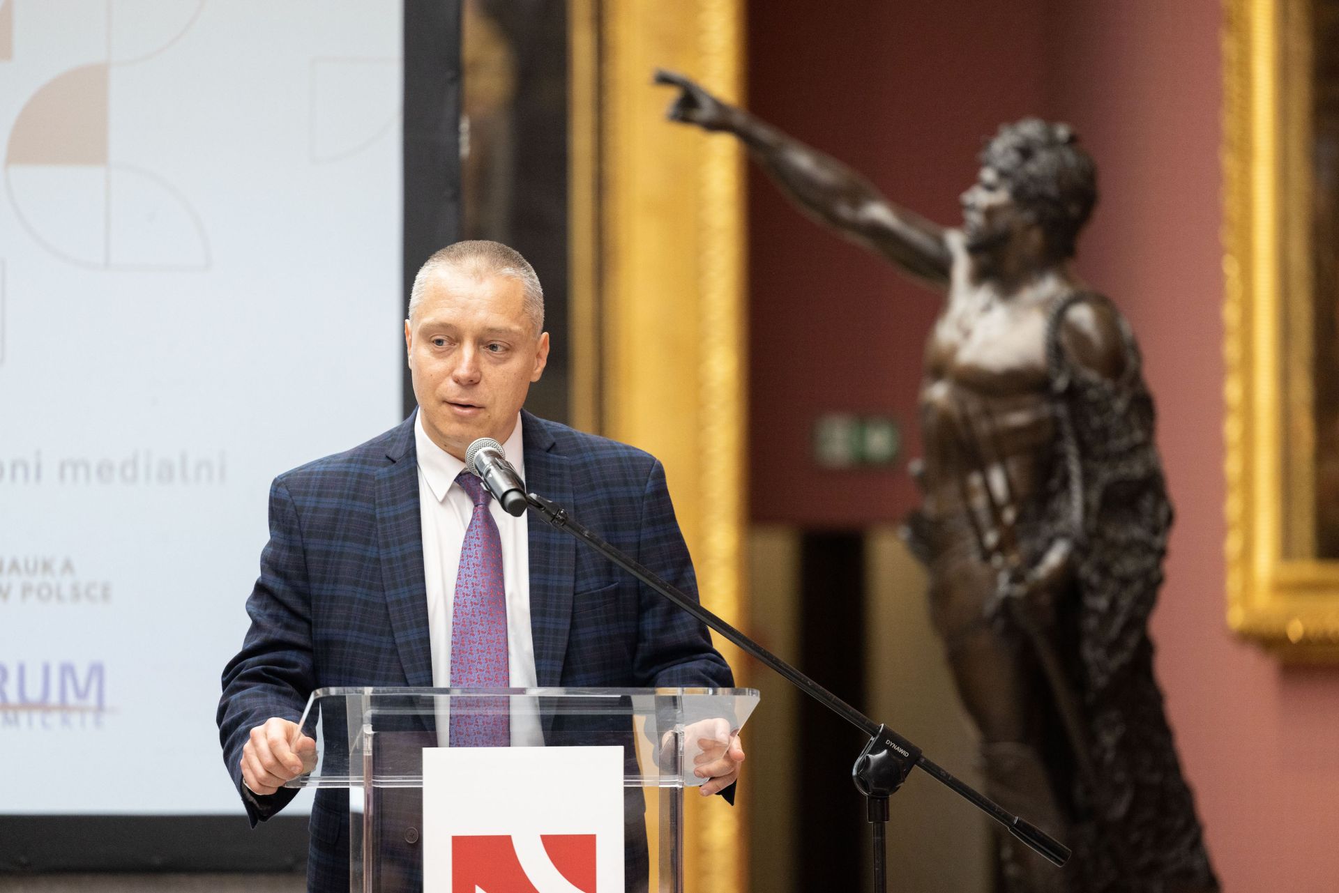 Prof. Robert Hasterok w trakcie uroczystości wręczenia Nagrody NCN, październik 2022, fot. Michał Łepecki