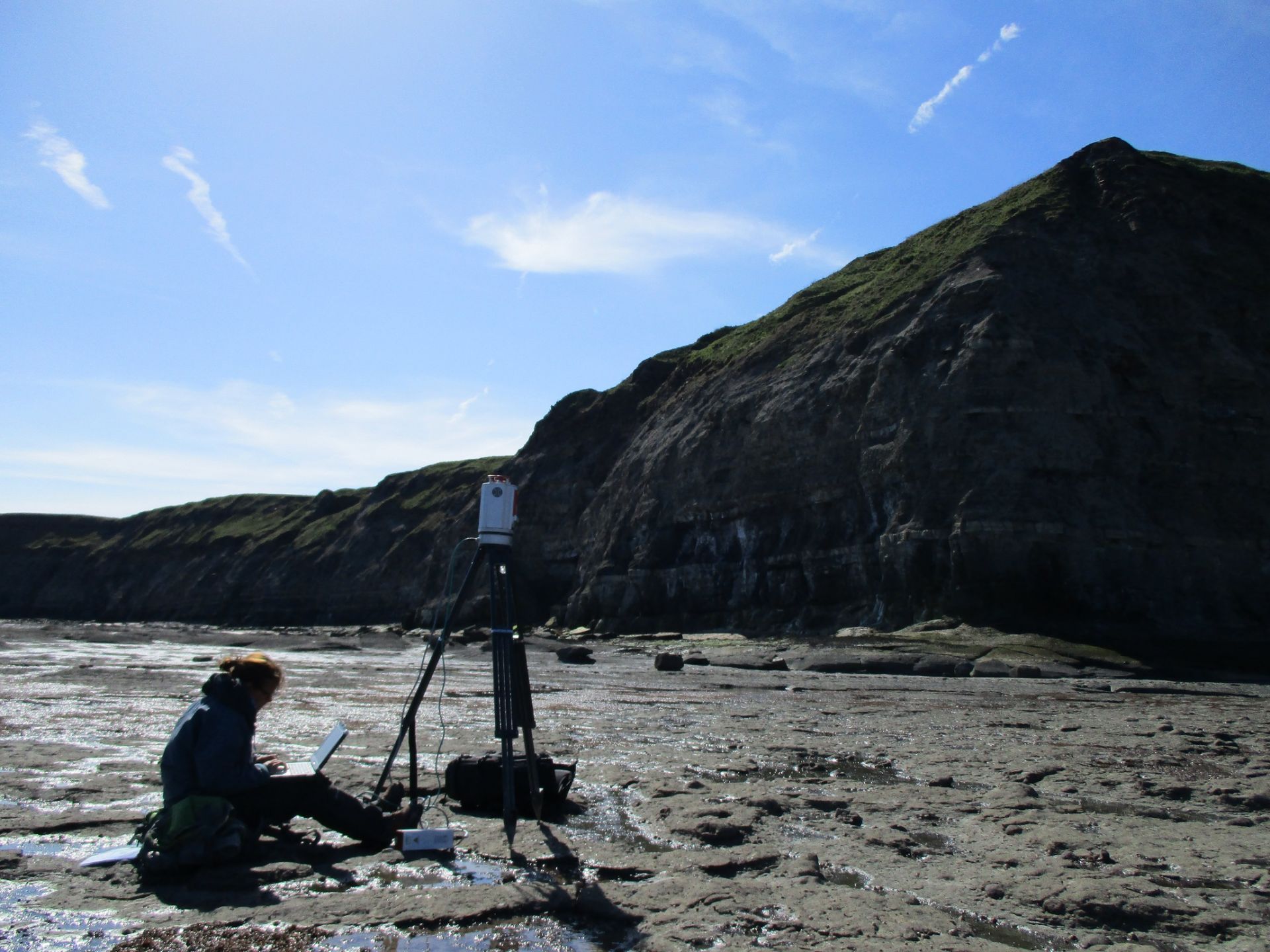 Skaning laserowy klifów w Staithes, północno-wschodnia Anglia.